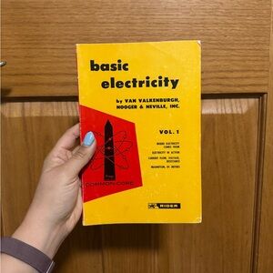Basic Electricity Vol. 1 Paperback